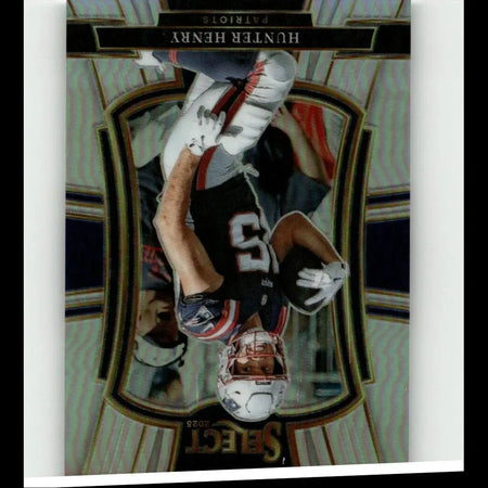 2025 Panini Select #180 Hunter Henry Silver Prizm