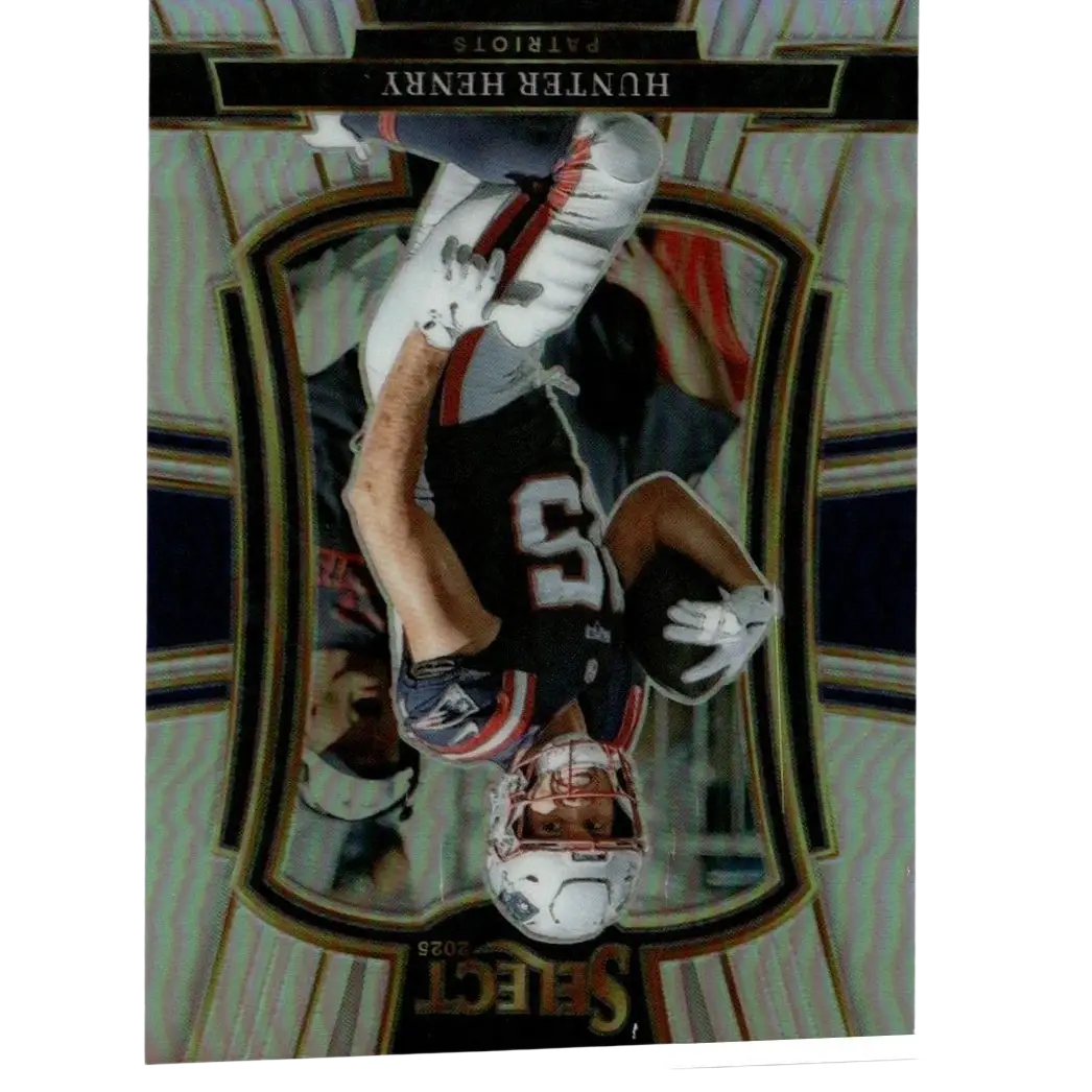 A glossy 2025 panini select hunter henry silver prizm sports trading card featuring a mirrored image in patriots uniform